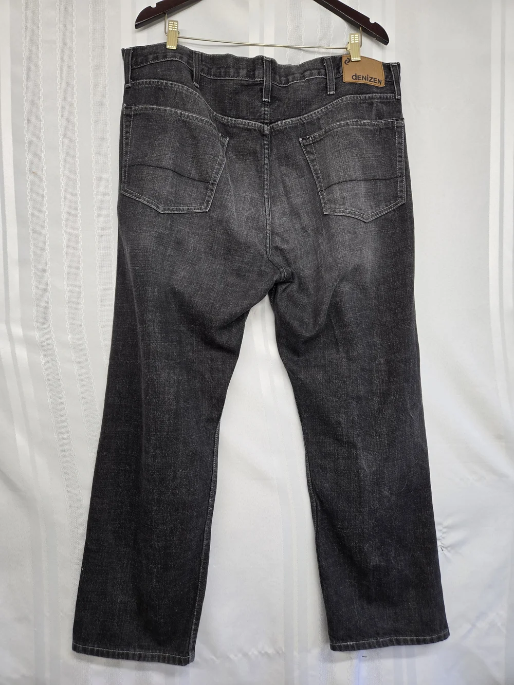 Denizen from Levis preowend men